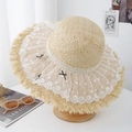 Chapeau de soleil en paille tissé avec dentelle blanche élégante et nœud noir femme - Taille unique / Blanc Cassé