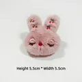 Détail d'accessoire lapin en peluche rose avec broderie cerise, taille 5.5cm x 5.5cm - Ouverture Arrière (Accessoire DIY) / Rose foncé