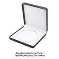 Gray velvet pearl necklace jewelry box with white lining, dimensions 19x19x4cm - Rounded Velvet/19x19x4cm / Gray