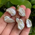 Five natural baroque pearl pendants with gold-plated edges and iridescent luster - No.33 Width 12-15mm