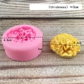 Pfingstrosen Silikonform in Rosa mit gelbem Muster für die DIY Kerzenherstellung - Nelke 3983 / Rosa