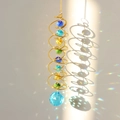 Carillon doré en spirale reflétant des taches arc-en-ciel colorées sur mur beige - Spirale Dorée-Bleu Roi (45cm/100g)