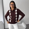 Top polo in maglia marrone scuro da donna con motivo a rombi bianchi e vestibilità slim - S / Marrone