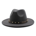 Dettaglio cappello fedora in lana grigio con cintura marrone e rivetti dorati - M (56-58cm) / grigio scuro