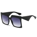Chic square oversized sunglasses with black thick frames and purple gradient lenses - Black Frame Double Gray Lens