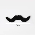 Klassischer 9 cm langer schwarzer Kunstfaser-Schnurrbart für Halloween-Party-Kostüme - W-förmiger Schwarzer Einzelner Schnurrbart