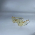 Lunettes de soleil cœur transparentes sans monture de couleur jaune gelée pour femmes - Jaune Transparent