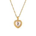 Collier cœur doré avec gravure May et muguet sur un pendentif en nacre blanche - Or-Mai
