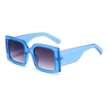 Fashionable oversized square sunglasses with transparent blue frames and grey lenses - C4 / Blue Frame Gradient Grey Lens