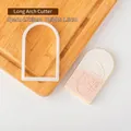 Weißer Ausstechformbogen 4,7x8cm mit Weihnachtsmann-Prägung für Weihnachtskekse - PC0019-Lange Bogenform