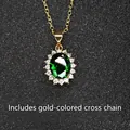 Ketting met donkergroene smaragd hanger, goudkleurige ketting met diamanten halo - Ketting met Ketting