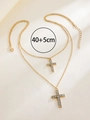 Macro-opname van dubbellaagse gouden kruisketting met zirkonia en lengte van 40+5 cm - Goud (K-118)