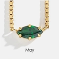 14K Light Gold + Grüner Stein (Mai/Smaragd)