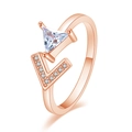 Rose gold V-shaped open ring featuring a sparkling triangle gem and small round zircons - V Shape with Rhinestones / Rose Gold-J220