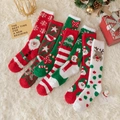Plüschige Weihnachts-Korallenfleece-Socken mit Weihnachtsmann- und Rentier-Motiven - Einheitsgröße / Zufällig Gemischte Farben Lang