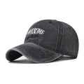 Cappellino da baseball in cotone lavato con testo Awesome ricamato in grigio scuro - Regolabile / Nero