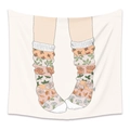 Tapisserie murale avec illustration florale et jambes artistiques sur tissu blanc - GT20011-Chaussettes Plissées Jambes Florales