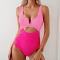 Maillot de bain une pièce rose bicolore avec des découpes élégantes à la taille et au buste - S / Rose Clair/Rose Foncé