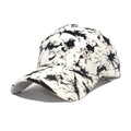 Baskballkappe mit Tie-Dye Graffiti in Schwarz und Weiß, M-Logo, trendiger Streetwear-Stil - M(56-58cm) / Schwarz