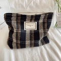 Trousse à maquillage en laine à carreaux noir et blanc avec patch Pleasant Time - Plaid Tissé Noir