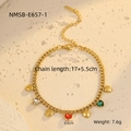 Detalle de pulsera de corazón dorado con circonitas de colores y dimensiones del producto - Corazón Circonita de Colores