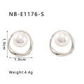 Size specifications for vintage pearl stud earrings in silver stainless steel - Silver (NB-E1176-S)