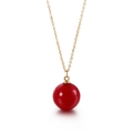Elegante collana dorata con un ciondolo minimalista con perla rossa su una catena sottile - Catena d'Oro Perla Rossa (KN88991-K)