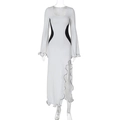 Detail van een zwart-witte contrast maxi-jurk met hoge split en ruches aan de zoom - S / Wit