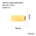 Dettaglio di perla rettangolare in rame placcato oro con foro da 2,5 mm per gioielli - P05493-Perla Rettangolare Dorata