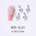 Nahaufnahme von Schlangen-Nagelschmuck mit Silbermetall und birnenförmigem Zirkon - Silberne Schlange Mit Weißem Zirkonia (AL34)