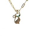 Schicke Goldkette mit Katzenanhänger, funkelnden Steinen und grünen Edelsteinaugen auf Kette - Grüne Augen