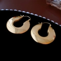 Ear Buckle-Gold Round