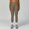 Leggings da yoga marroni a coste a vita alta con design modellante a vestibilità slim - S / Caffè Chiaro