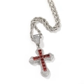 Dettaglio del ciondolo a croce con zirconi rossi e pietre bianche su catena a corda - 3mmx24pollici / Pendente Rosso Argento + Catena a Corda in Acciaio Inossidabile