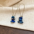 Détail de boucles d'oreilles en perles d'agate bleue avec crochets dorés sur lin et bois - 65# Boucle d'oreille-Or-Bleu