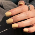 Short square bright yellow press on nails with a soft matte frosted finish - Matte Mustard (JP3191)