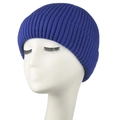 Gedetailleerd overzicht van de ribtextuur en de omgeslagen rand van deze muts - Volwassene / Saffierblauw