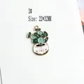 Detail eines grünen Emaille-Anhängers in Sukkulentenform für DIY-Schmuck, 22x32mm - 3# Topfpflanze Mit Text