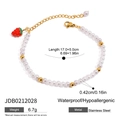 18K vergulde roestvrijstalen armband met witte parels en rode aardbei bedeltje - Aardbei Parelarmband (JDB0212028)