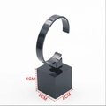 Support montre en acrylique noir avec anneau en C et base cubique de 4 cm pour bijoux - Petit (Base 4CM) / Noir