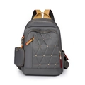 Mochila Oxford gris oscuro para mujer con patrones acolchados y detalles de remaches dorados - Gris