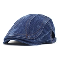 Detailopname van blauwe denim baret met gele contraststiksels en metalen gesp - 8-paneels stijl / Donkerblauw