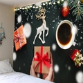 Tapiz de pared navideño con reno blanco y cajas de regalo para dormitorio - 150x130cm / Patrón 3
