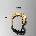 Goldener Punk Skelett-Hand Ohrstecker mit Größenangaben 1,14 cm x 1 cm - Goldener Hornkrallen-Stil (S287) / 1.14x1cm