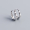 S925 sterling zilveren gedraaide U-vormige creolen met een zilveren metallic finish - 925 zilver / Witgoud