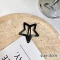 Barrette étoile noire minimaliste pour filles, pince à cheveux y2k en alliage de 3cm - 3cm / Noir