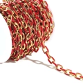 Cadena de acero dorado con esmalte rojo enrollada en un carrete blanco - Rojo
