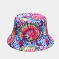 Λεπτομέρεια από πολύχρωμο καπέλο bucket tie-dye με σχέδια ουράνιου τόξου και ενισχυμένες ραφές - M (56-58cm) / Χρώμα 4