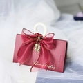 Elegant red wedding candy box with golden ring handle and large mesh bow decoration - Burgundy English Box + Burgundy Fishtail Veil + Wedding Plaque + Brooch / Large Size + Wooden Ring 17x10x10