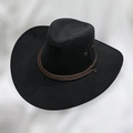 Détail d'un chapeau de cow-boy noir avec corde tressée marron et évents métalliques - 58cm Taille Unique / Chapeau Noir avec Corde Marron